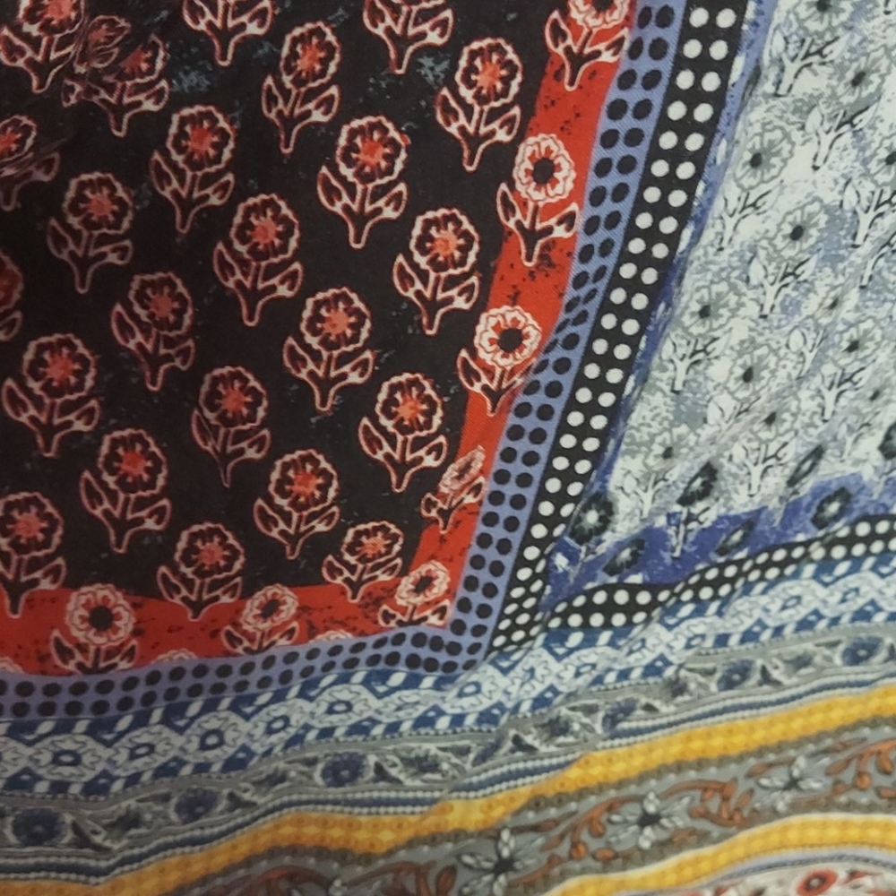 Fun Boho blouse - Picture 3 of 4